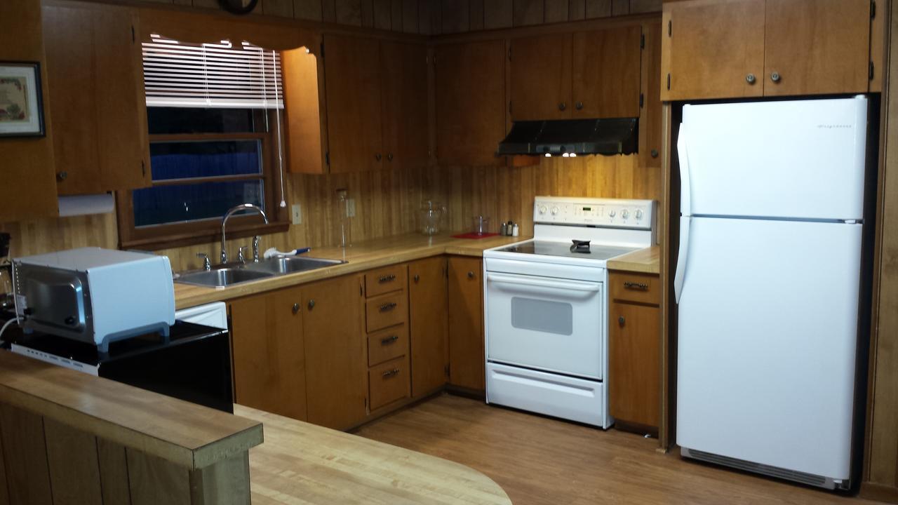 Two Rivers Lodge Bryson City Exterior photo